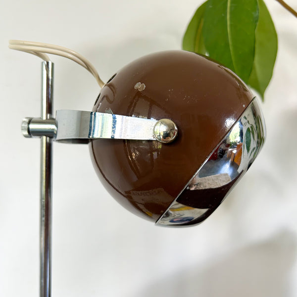 BROWN EYEBALL LAMP