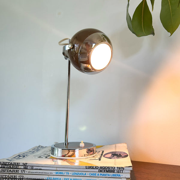 BROWN EYEBALL LAMP