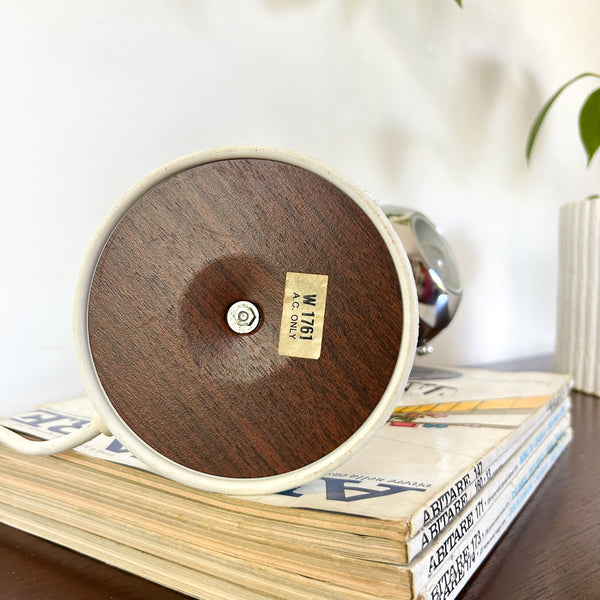 BROWN EYEBALL LAMP