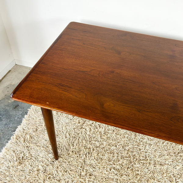 WOODEN DINING TABLE