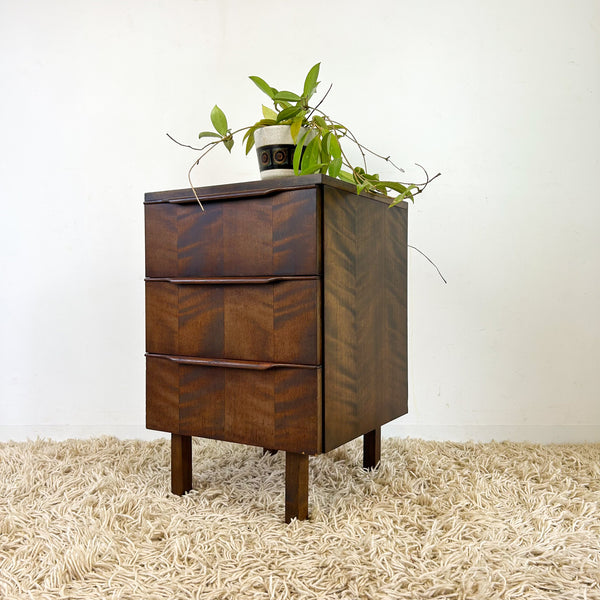 MACROB BEDSIDE DRAWERS (SINGLE)