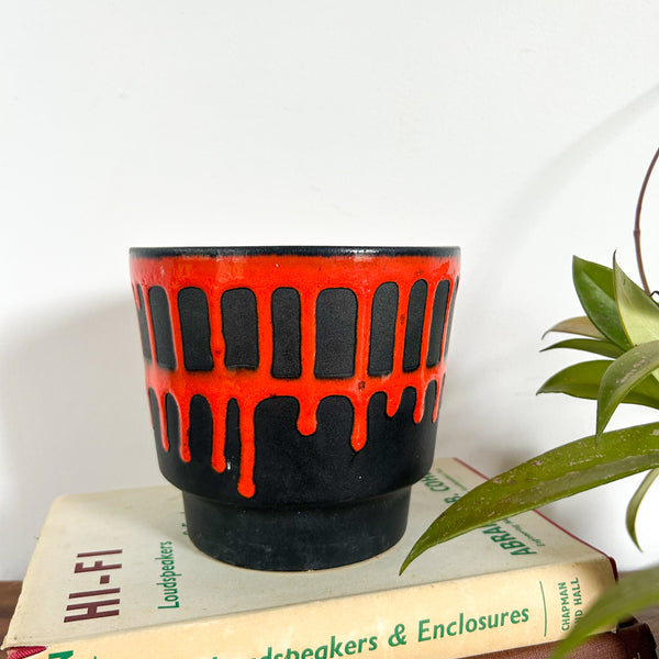 WEST GERMAN PLANTER POT