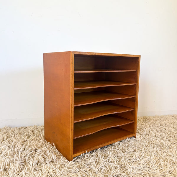 INDUSTRIAL PIGEON HOLE SHELVES