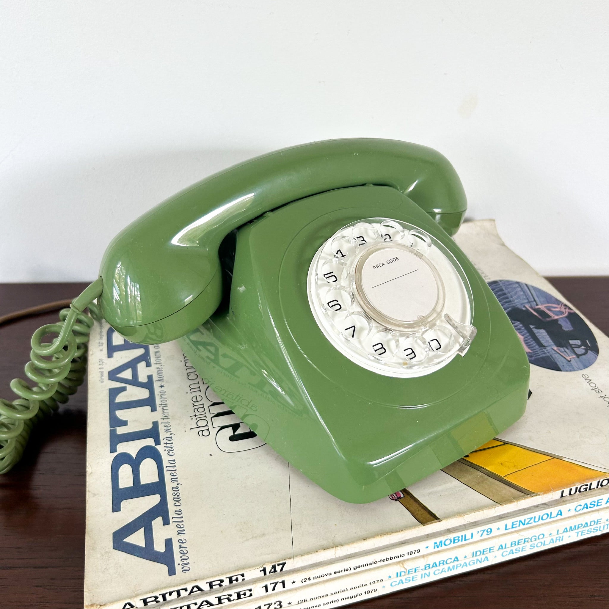 ROTARY DIAL TELEPHONE