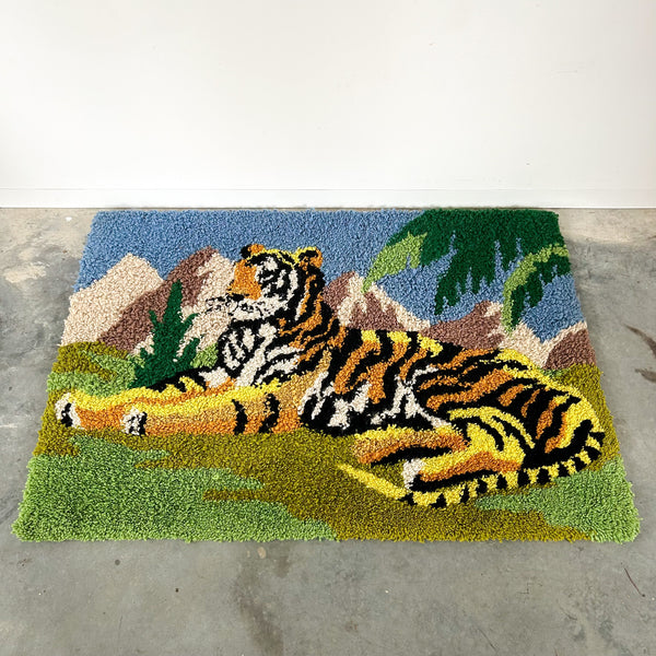 TIGER SHAGPILE RUG