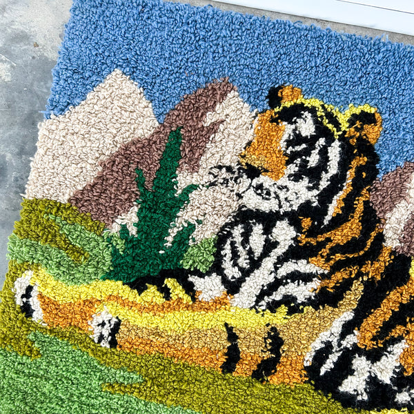 TIGER SHAGPILE RUG