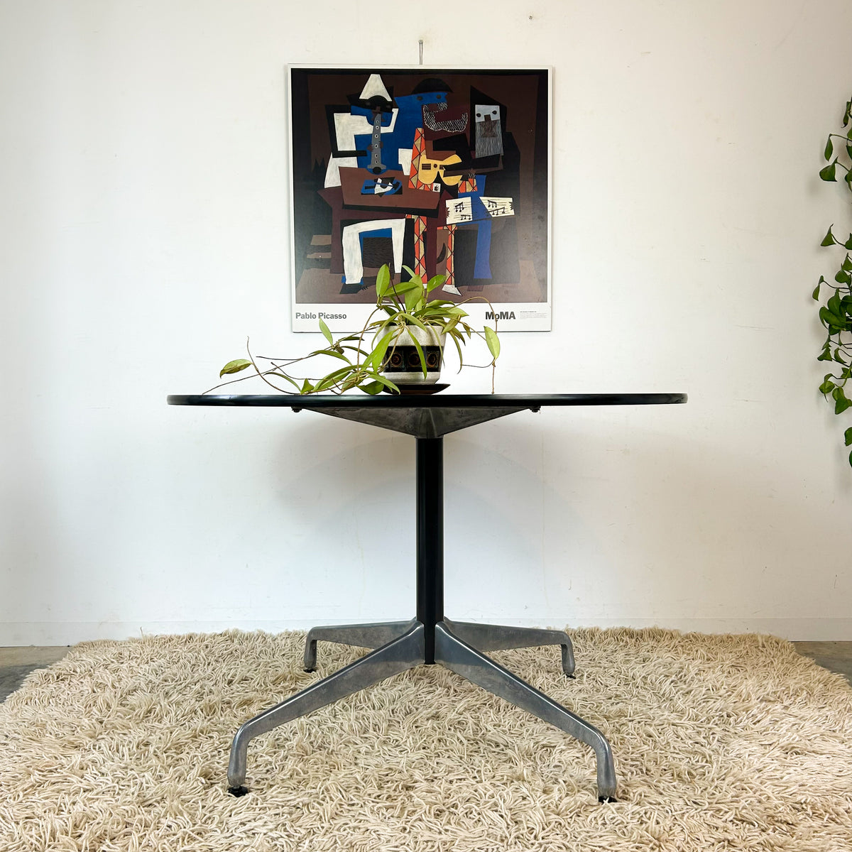 EAMES ALUMINIUM GROUP DINING TABLE