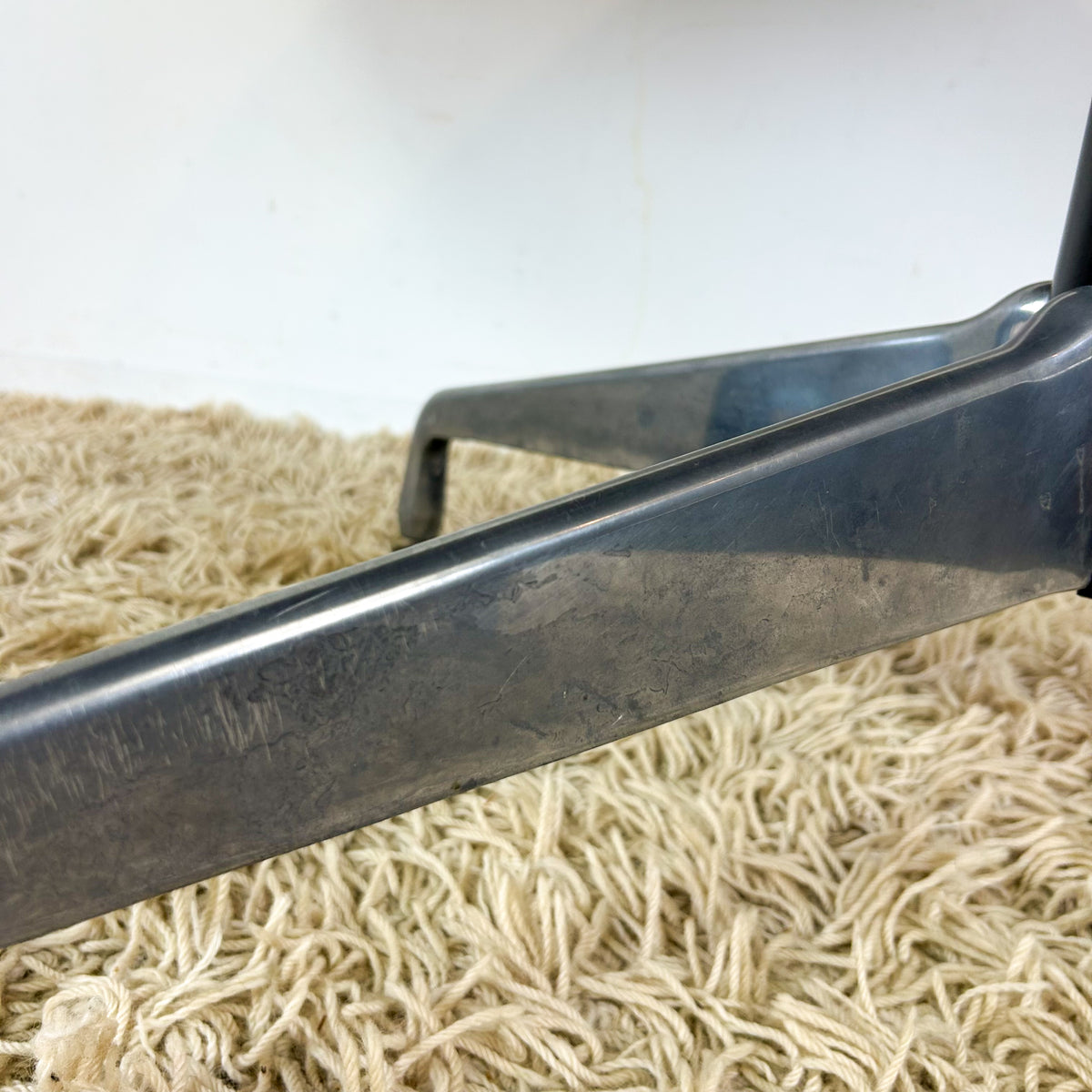 EAMES ALUMINIUM GROUP DINING TABLE