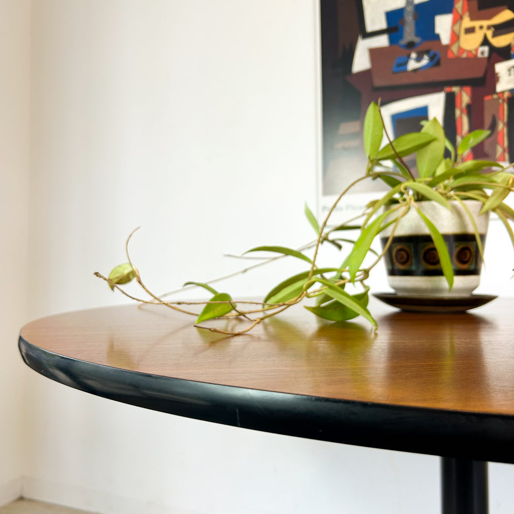 EAMES ALUMINIUM GROUP DINING TABLE