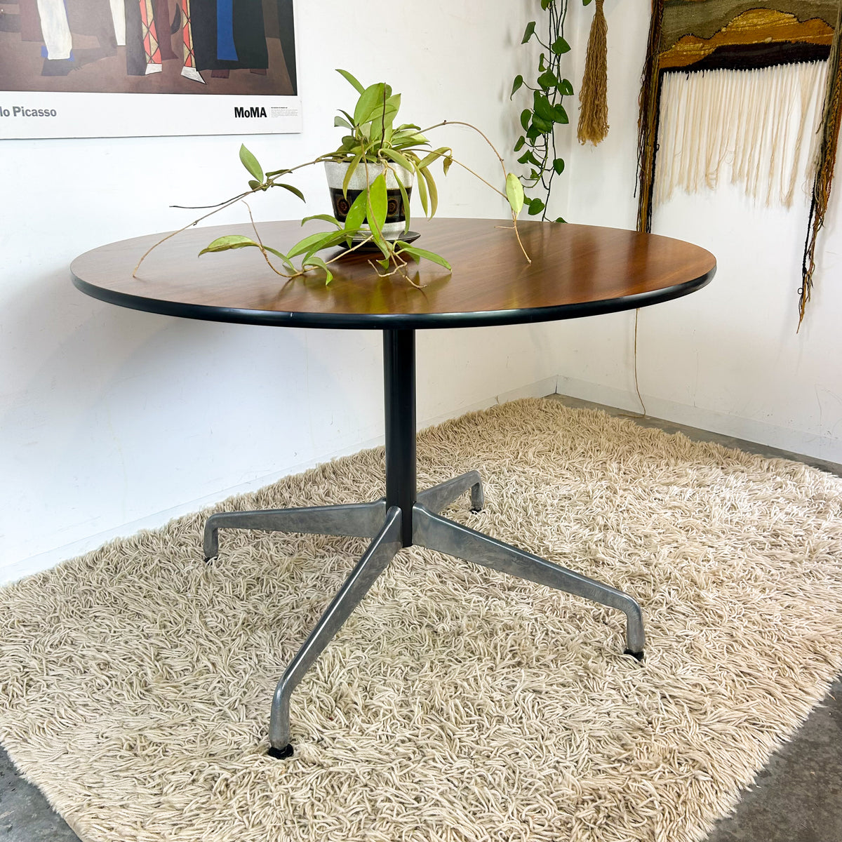 EAMES ALUMINIUM GROUP DINING TABLE