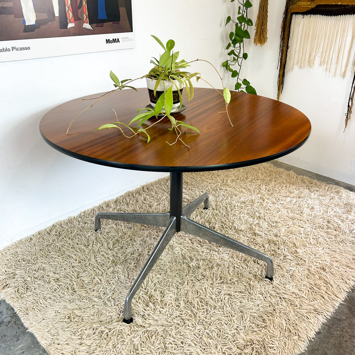 EAMES ALUMINIUM GROUP DINING TABLE