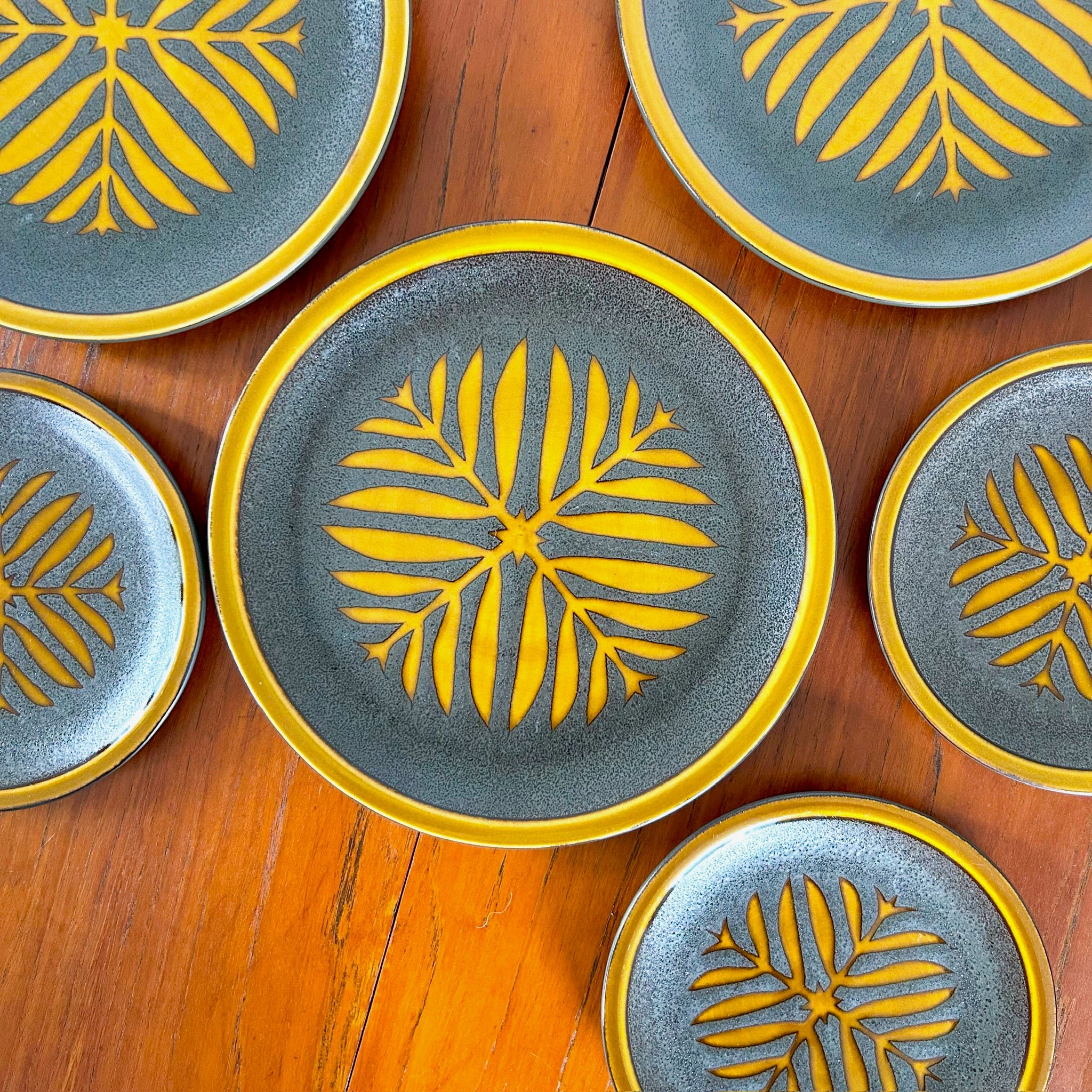 MIKASA OLYMPUS DINNERWARE JAPAN