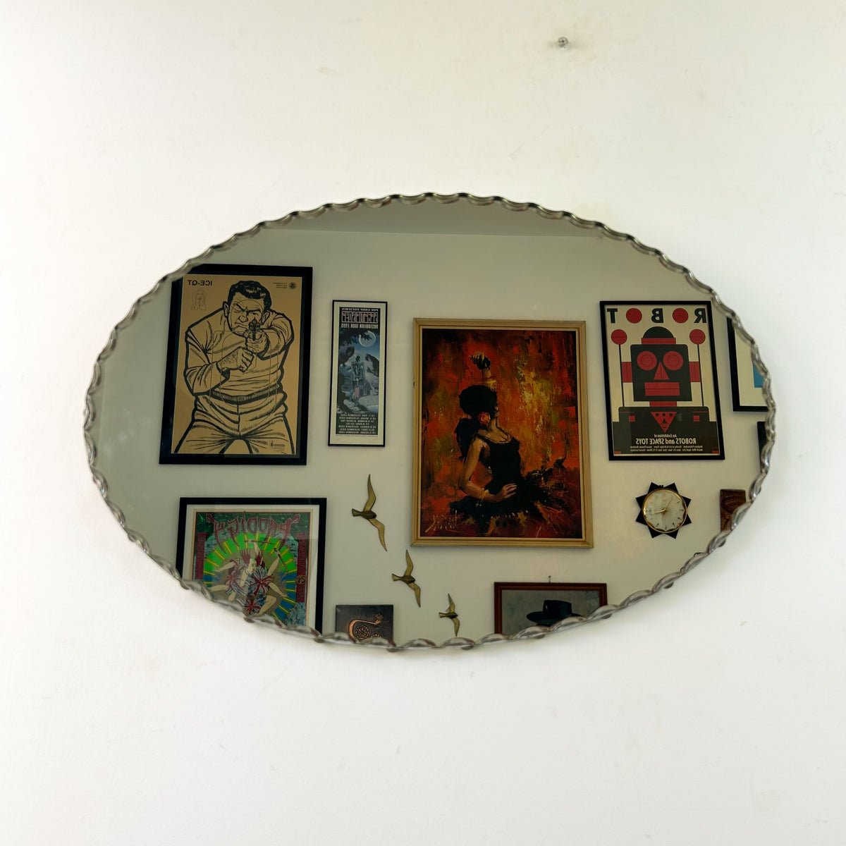 OVAL WALL MIRROR