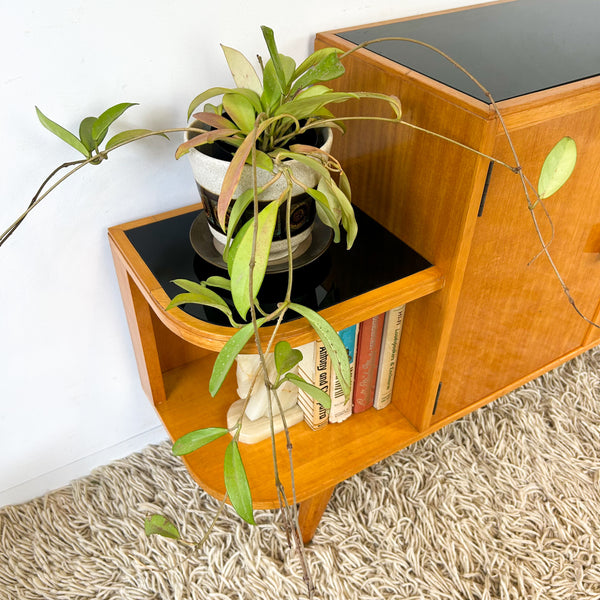 1950s SIDEBOARD CABINET