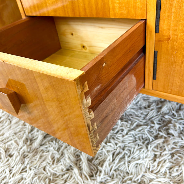 1950s SIDEBOARD CABINET