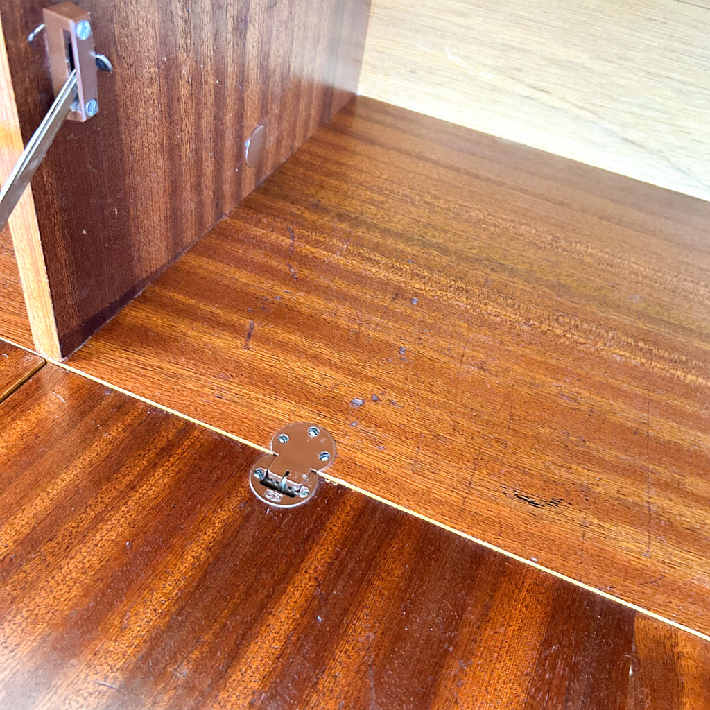 LOW SIDEBOARD