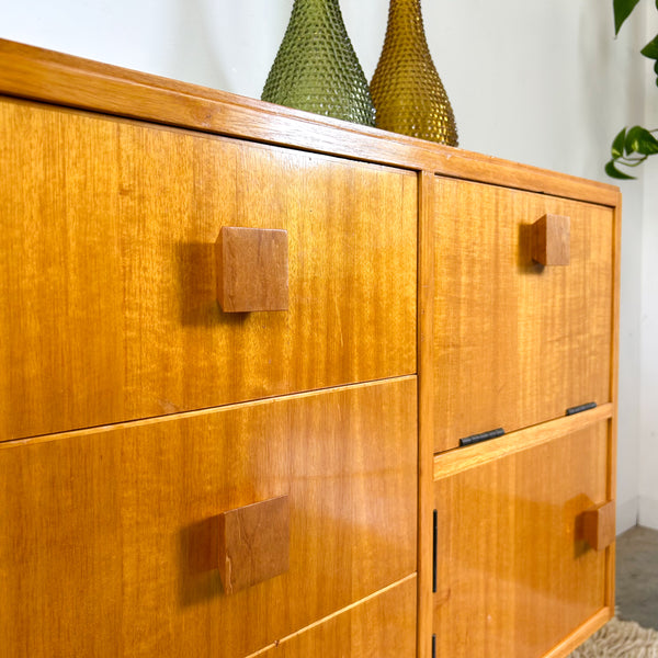 1950s SIDEBOARD CABINET