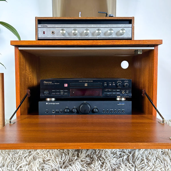 STEREO CABINET