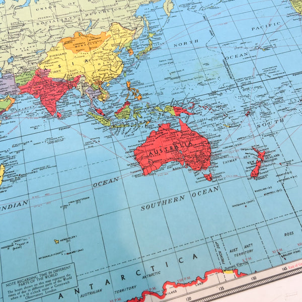 WORLD MAP DESK