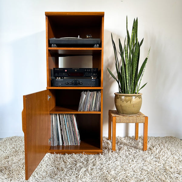 KALMAR STEREO CABINET