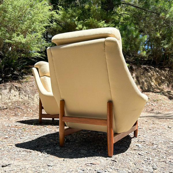 DANISH DELUXE ARMCHAIRS