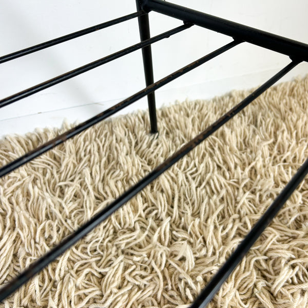 HYPERSONIC TELEPHONE TABLE