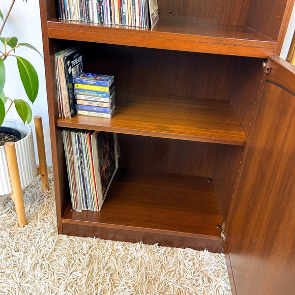 PETITE WALL UNIT
