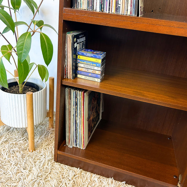 PETITE WALL UNIT