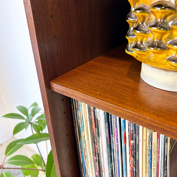PETITE WALL UNIT