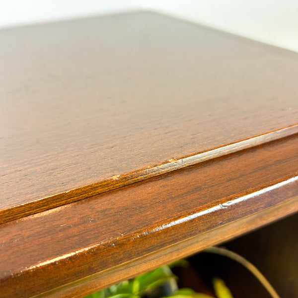 PETITE WALL UNIT