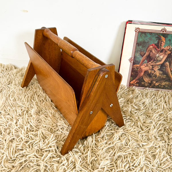 ATOMIC MAGAZINE RACK