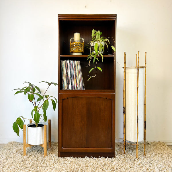 PETITE WALL UNIT