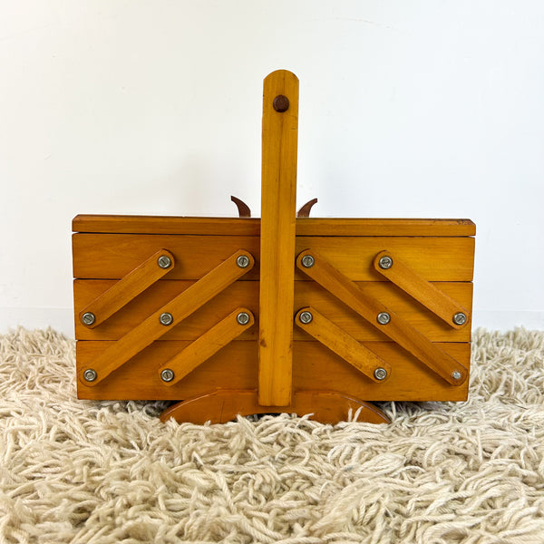 CANTILEVER SEWING BOX WITH HANDLE