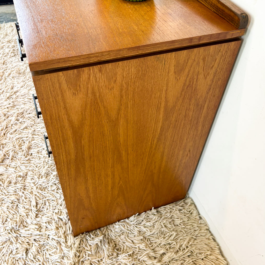 1970s SIDEBOARD