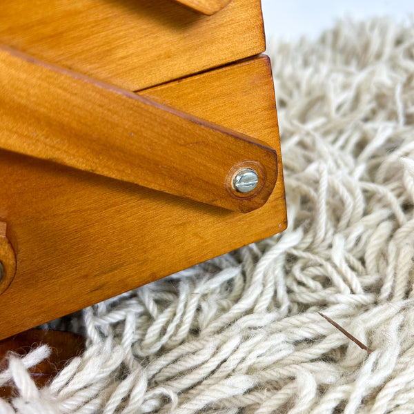 CANTILEVER SEWING BOX WITH HANDLE