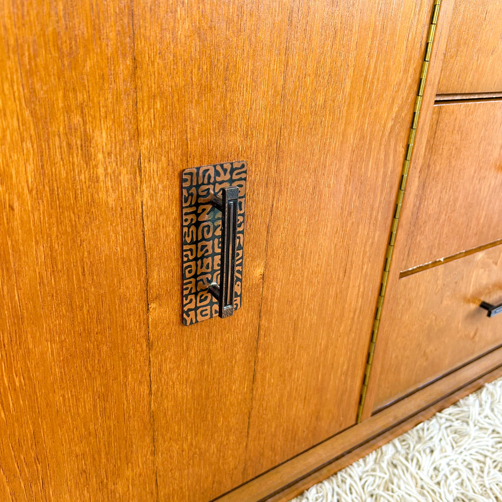 1970s SIDEBOARD
