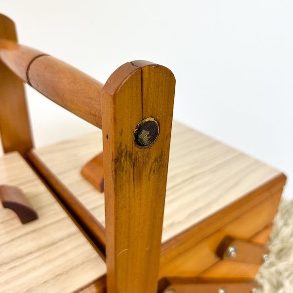 CANTILEVER SEWING BOX WITH HANDLE