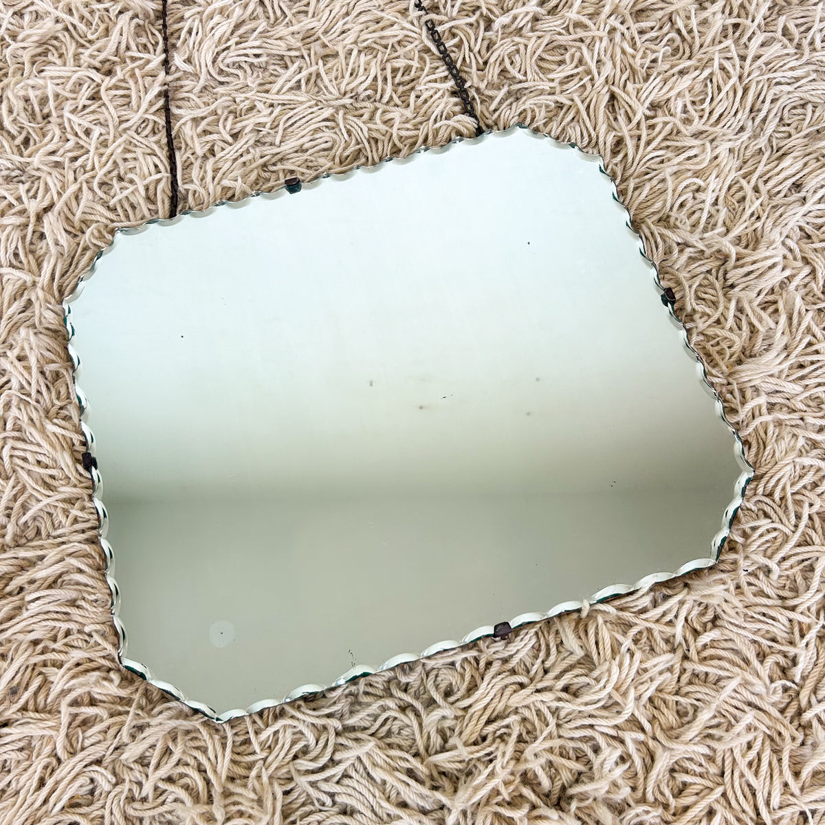 RECTANGULAR WALL MIRROR