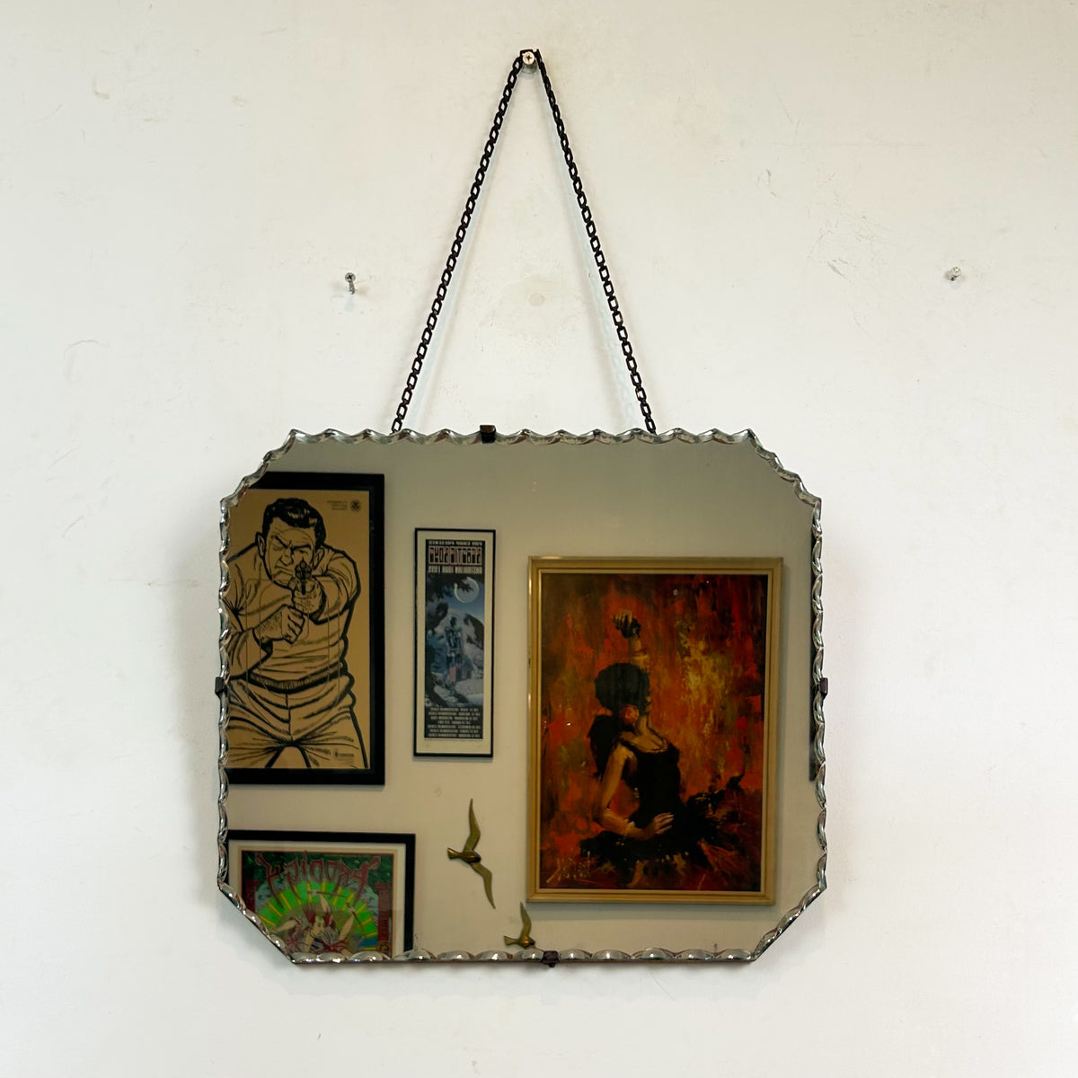 RECTANGULAR WALL MIRROR