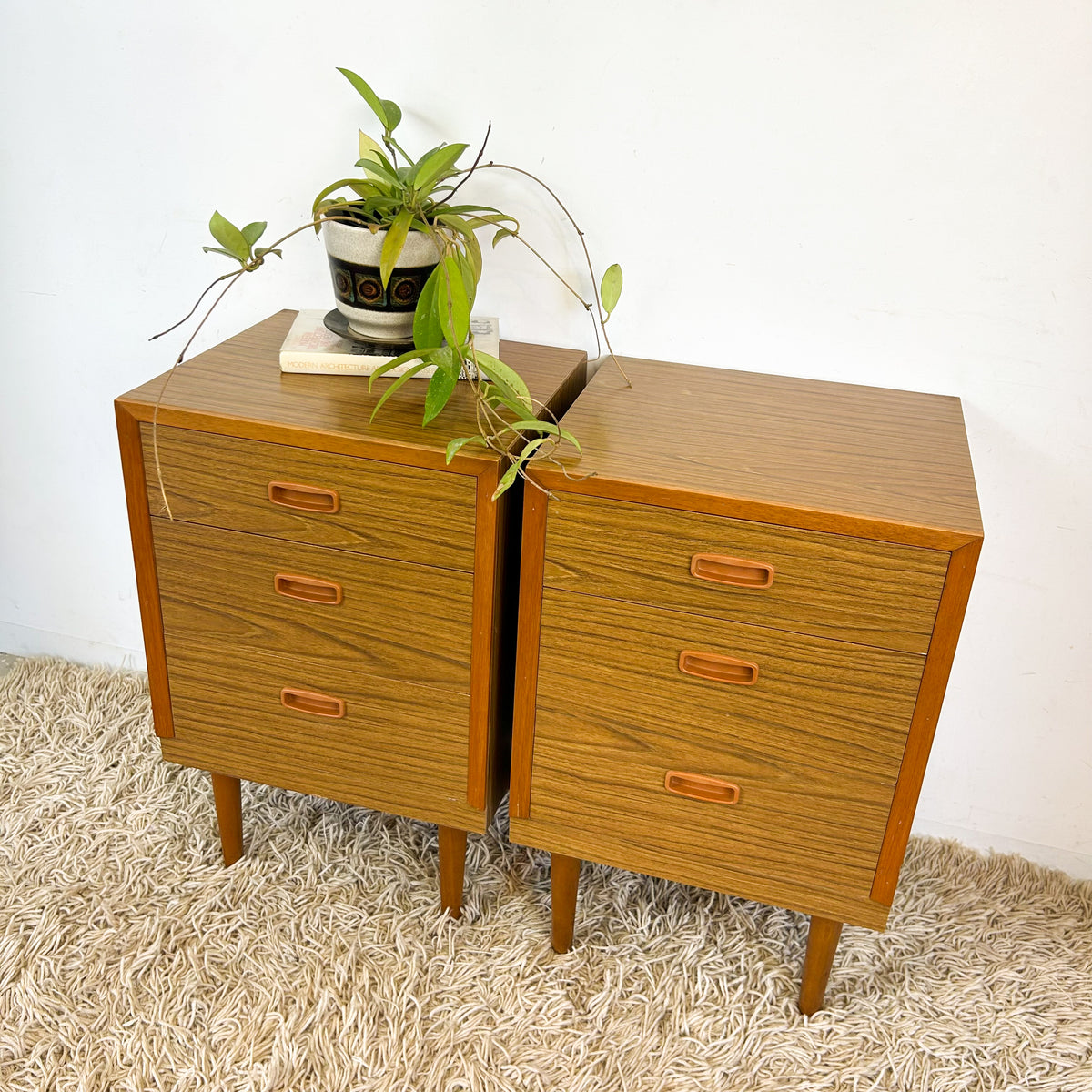EAGLE REMAC BEDSIDE DRAWERS