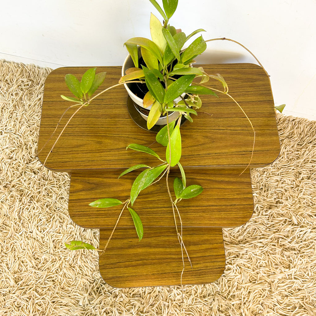 LAMINATE NESTING SIDE TABLES