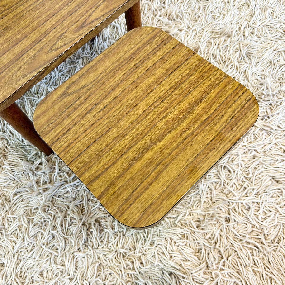 LAMINATE NESTING SIDE TABLES