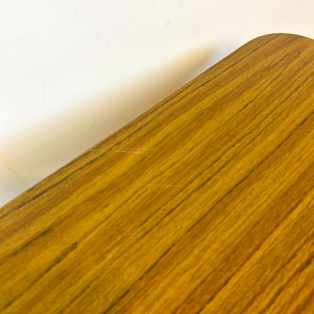 LAMINATE NESTING SIDE TABLES