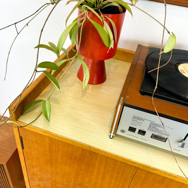 1950s STEREO CABINET