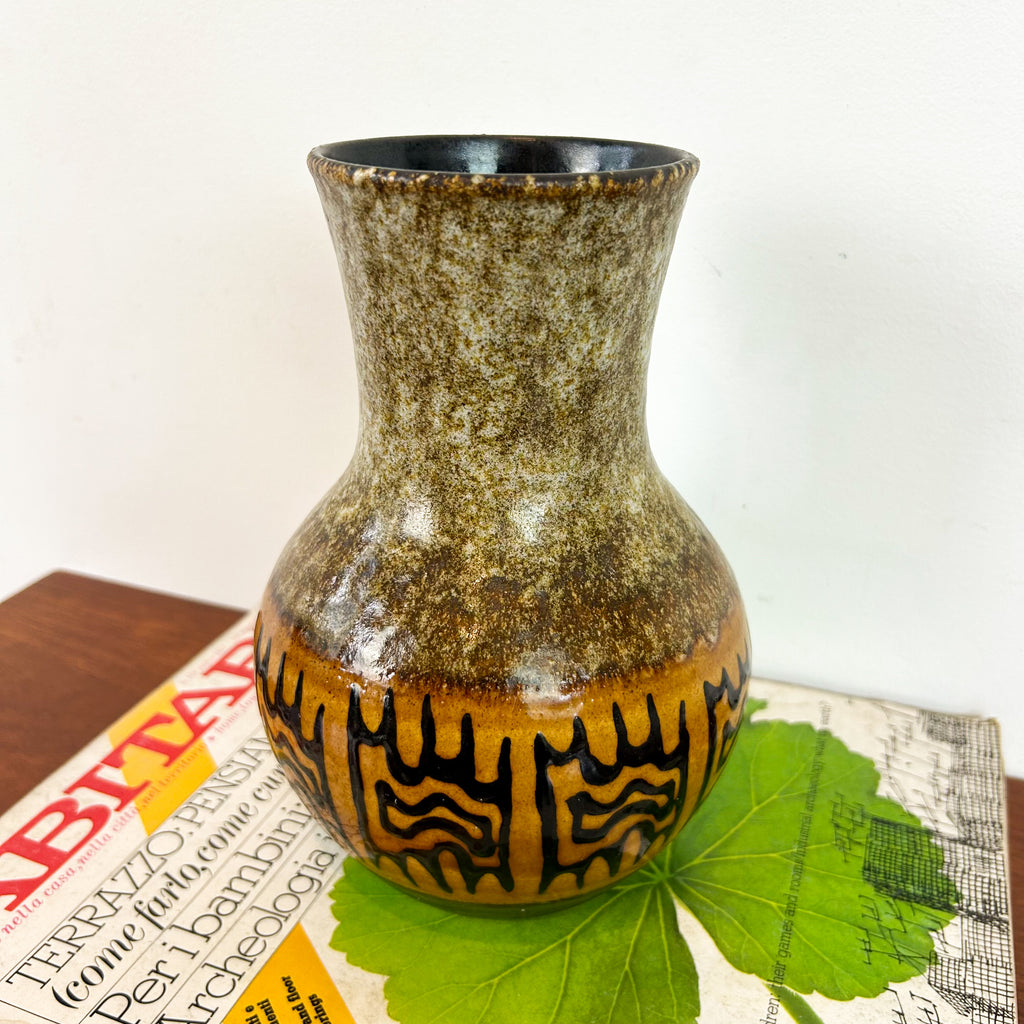 WEST GERMAN POTTERY VASE 424-24 DUMLER & BREIDEN - HEY JUDE WORKSHOP • Vintage furniture & objects Melbourne