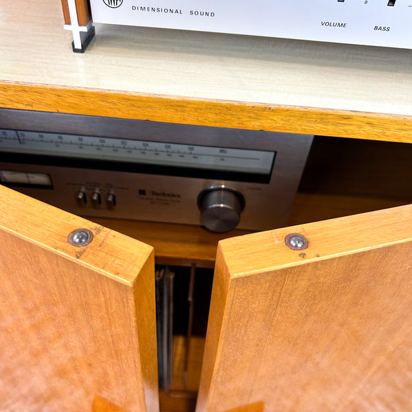 1950s STEREO CABINET