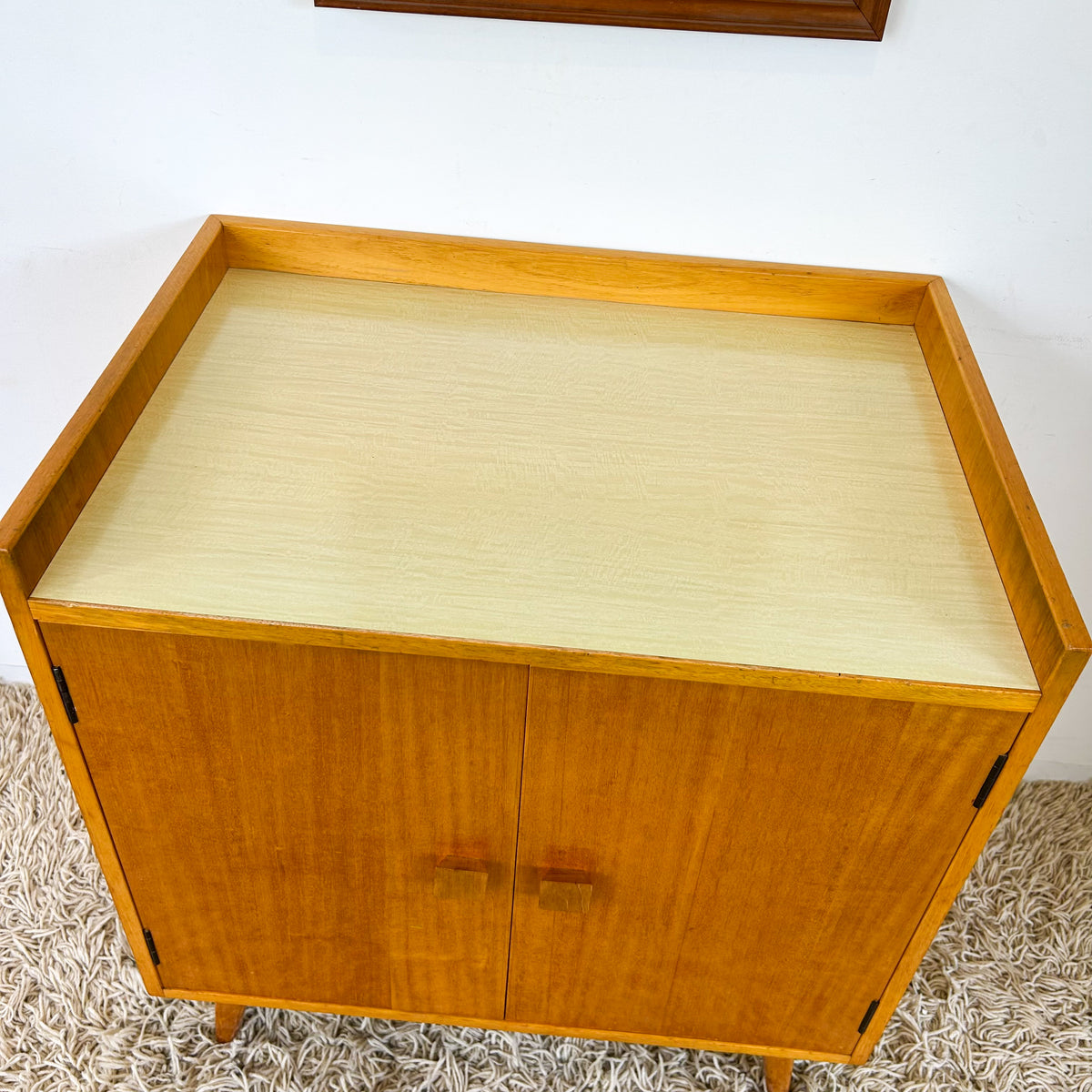 1950s STEREO CABINET