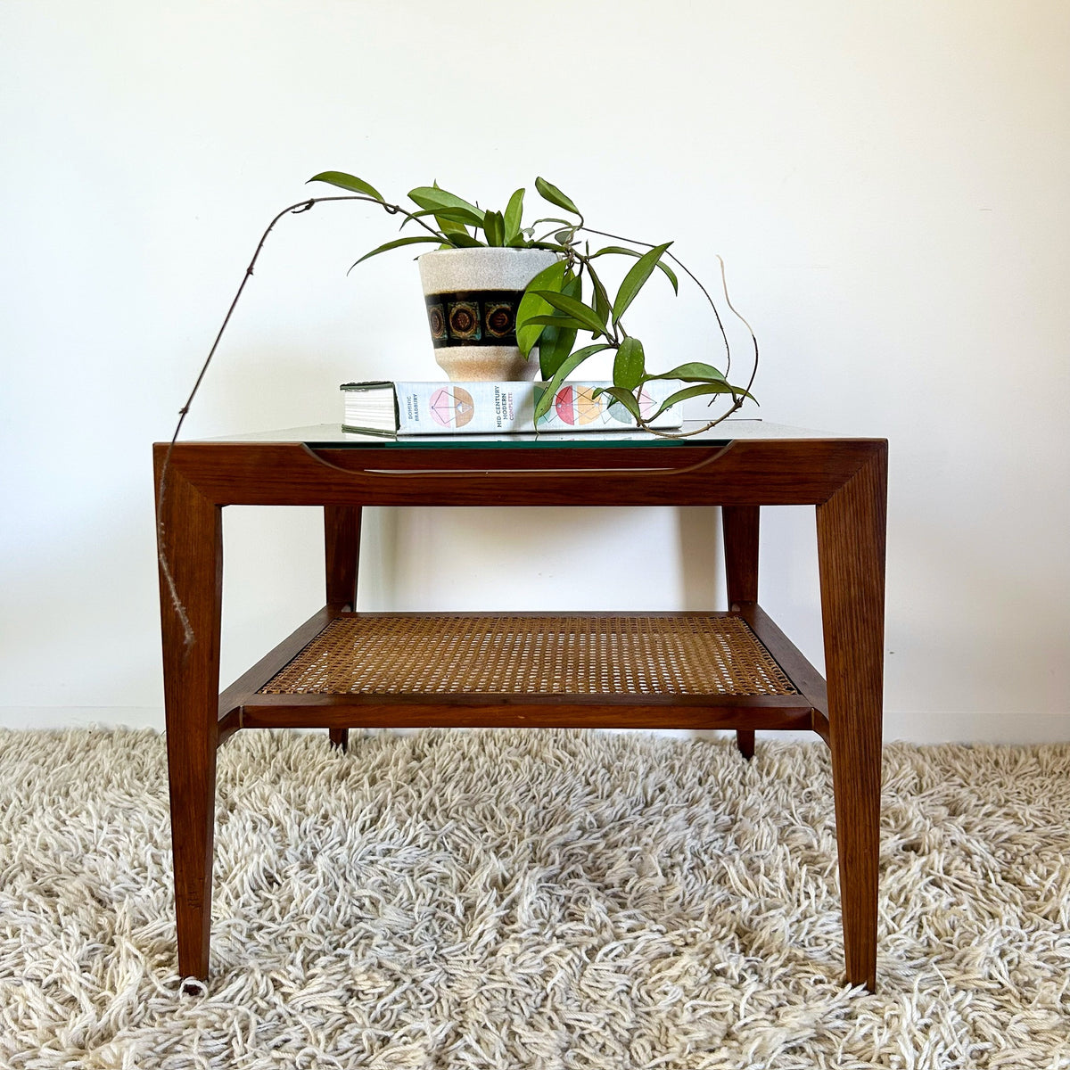 COFFEE TABLE WITH CANE MAGAZINE RACK