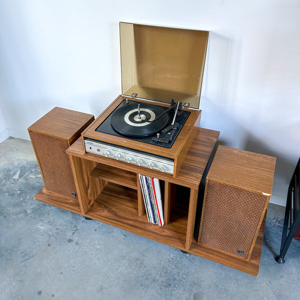 STEREO CABINET