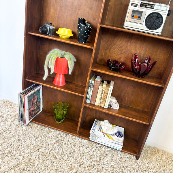 TALL ALCOVE BOOKCASE